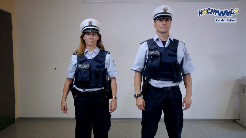 Kinder Polizei Filme "Nochmaaal-Bei der Polizei" mit echten Polizeiautos, Polizeihund, Polizei Hubschrauber, Wasserschutzpolizei uvm.