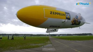 Der Zeppelin startet in Friedrichshafen
